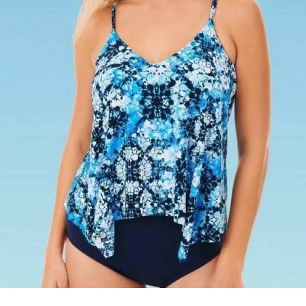New Dreamsuit by Miracle Brands Blue White Asymmetrical Hem Tankini